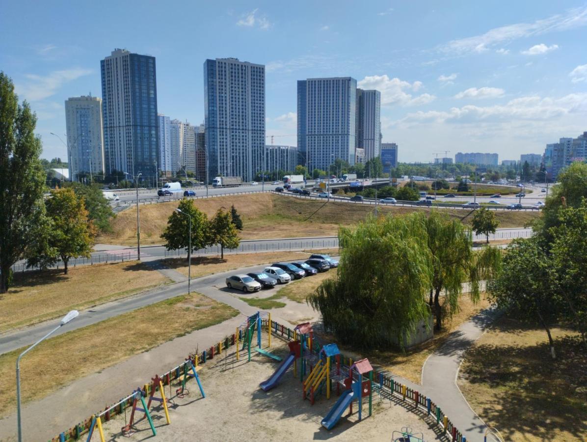 شقة Смарт Квартира Метро Теремки, Республіка, Нвц, Феофанія, Магеллан كييف المظهر الخارجي الصورة